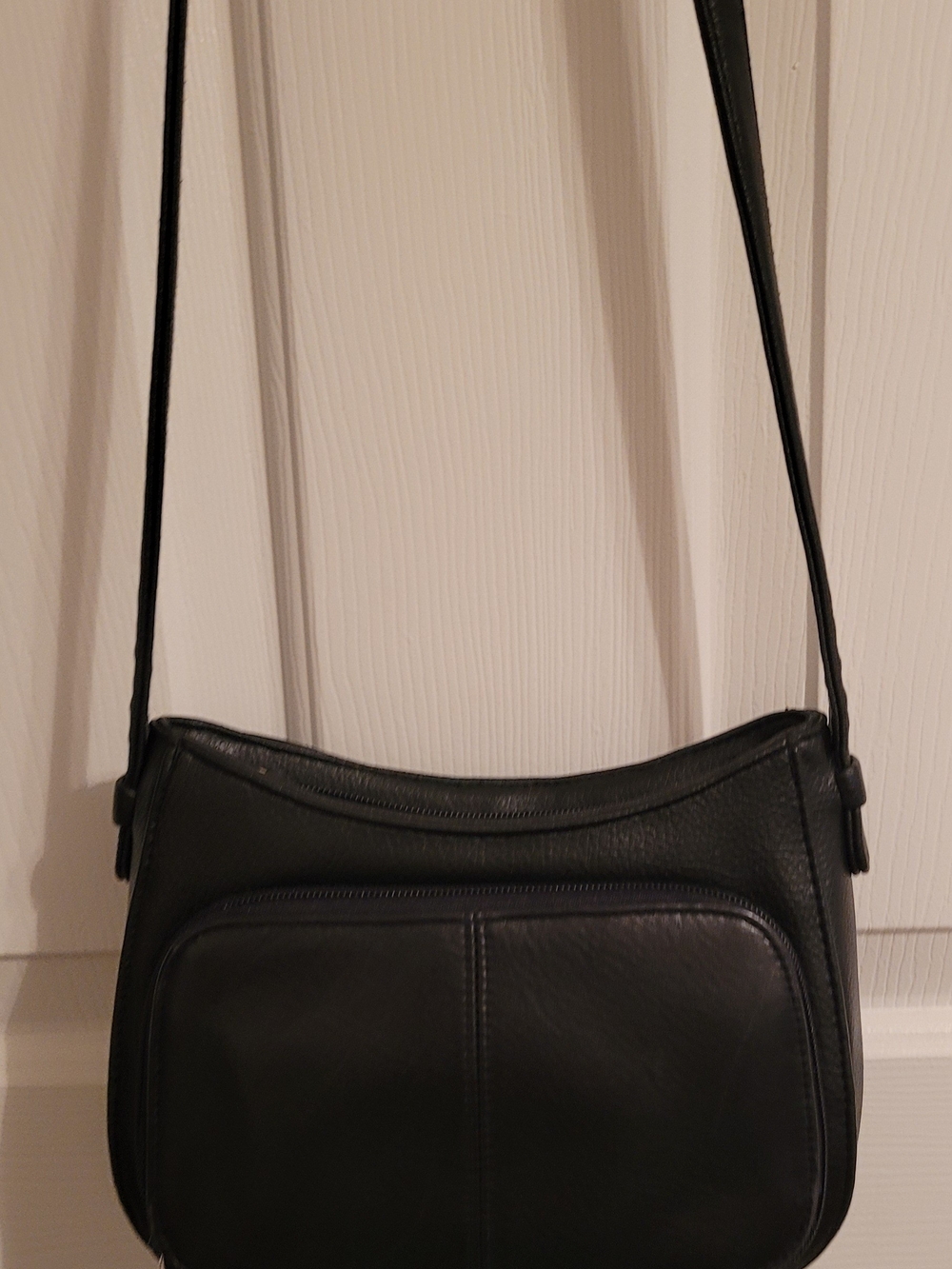 Classic Black Leather Crossbody Bag - Women's Shoulder Purse